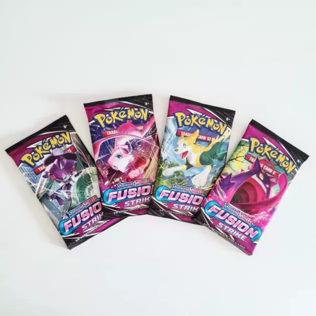 Sword & Shield - Fusion Strike Boosterpack